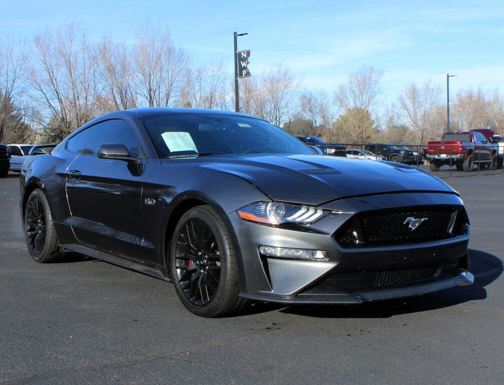 2019 Ford Mustang GT Premium Coupe RWD