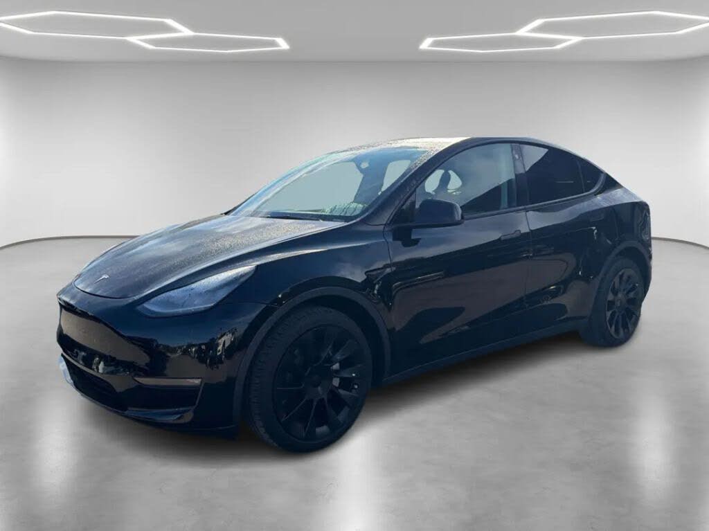 2023 Tesla Model X Standard Range AWD