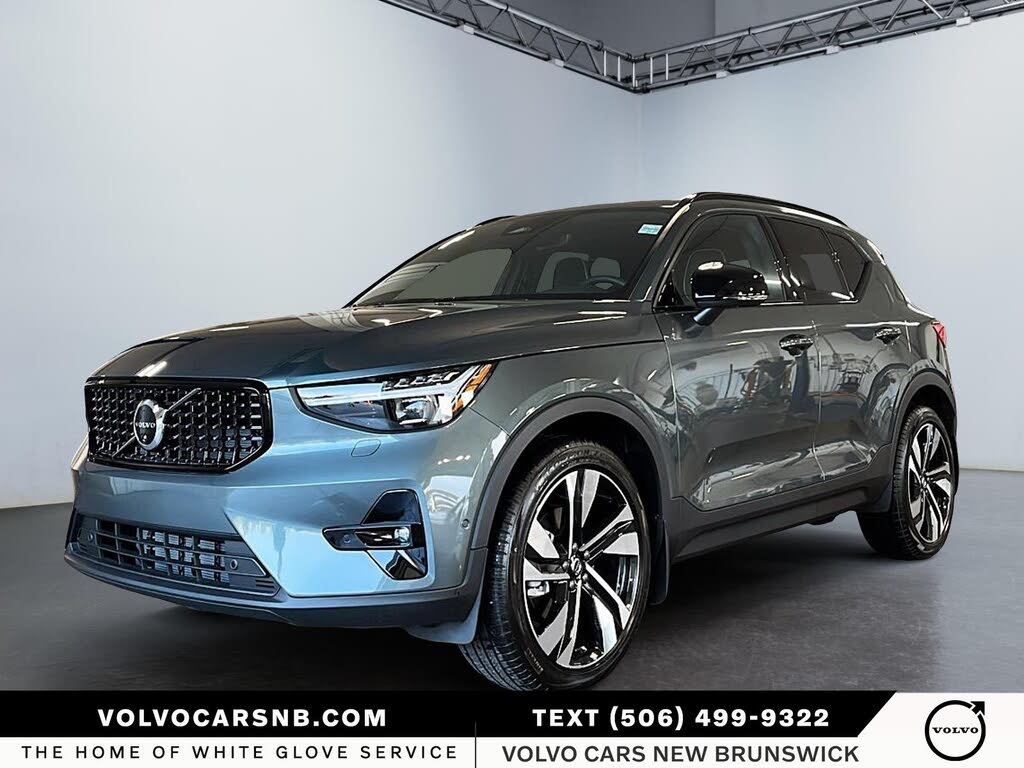 2026 Volvo XC40 B5 Plus AWD