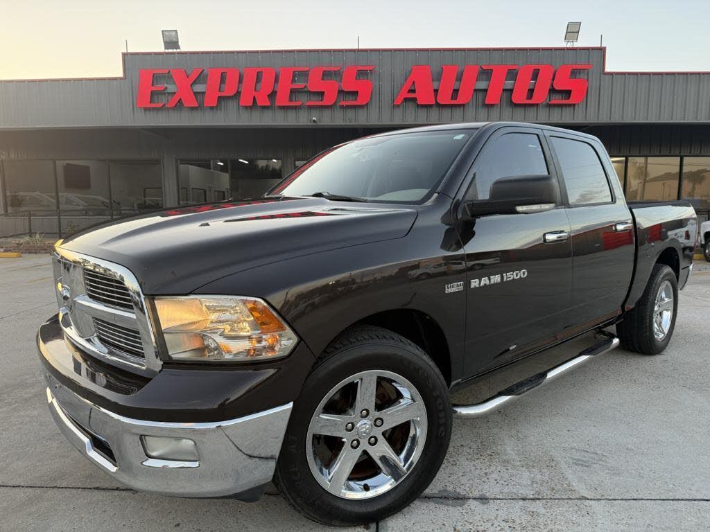 2011 RAM 1500 SLT Crew Cab