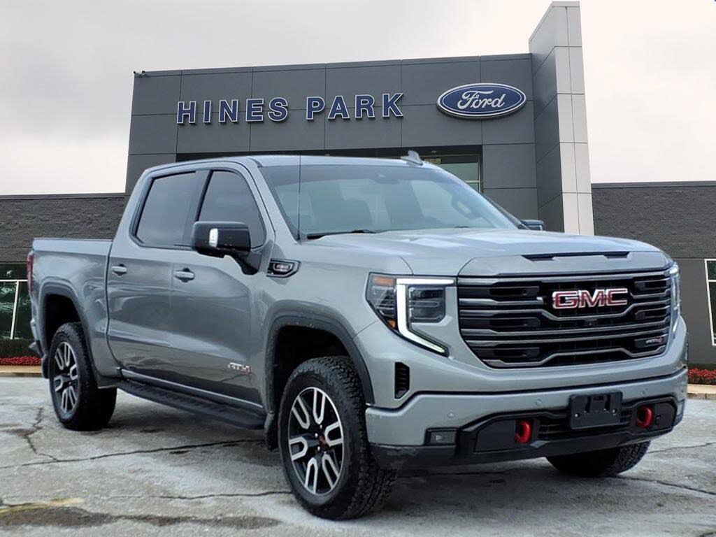 2024 GMC Sierra 1500 AT4 Crew Cab 4WD