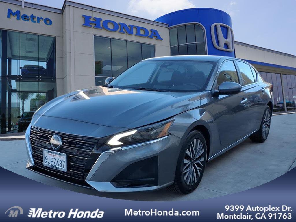 2024 Nissan Altima 2.5 SV FWD