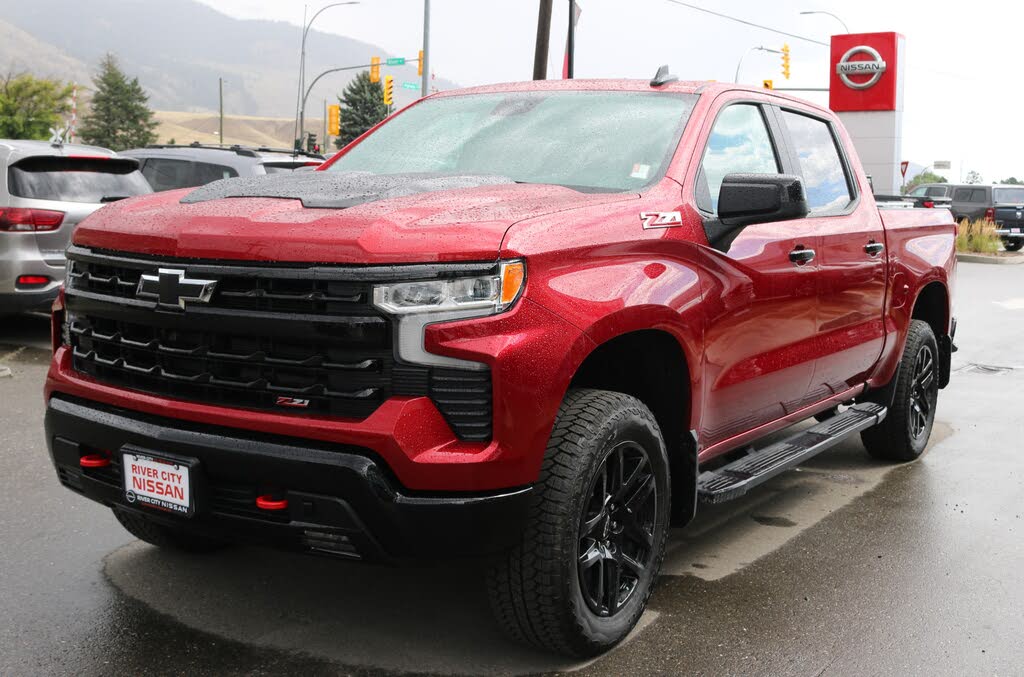 2025 Chevrolet Silverado 1500 LT Trail Boss Crew Cab 4WD