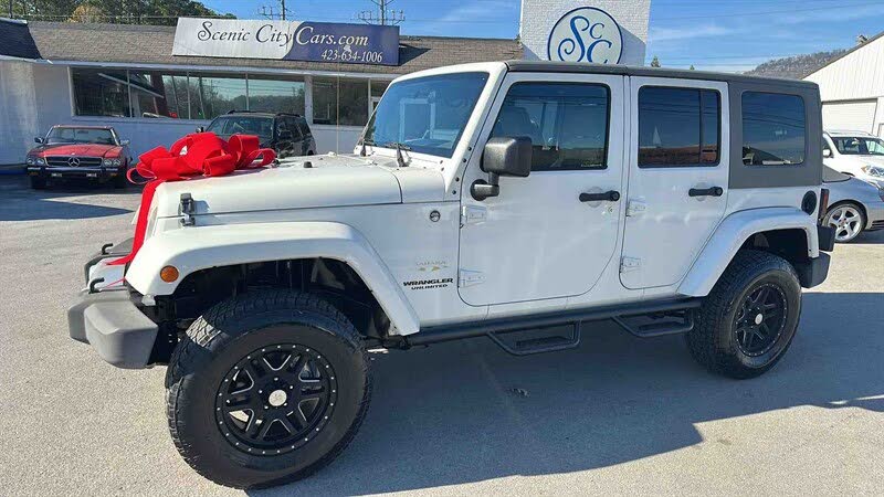 2010 Jeep Wrangler Unlimited Sahara 4WD