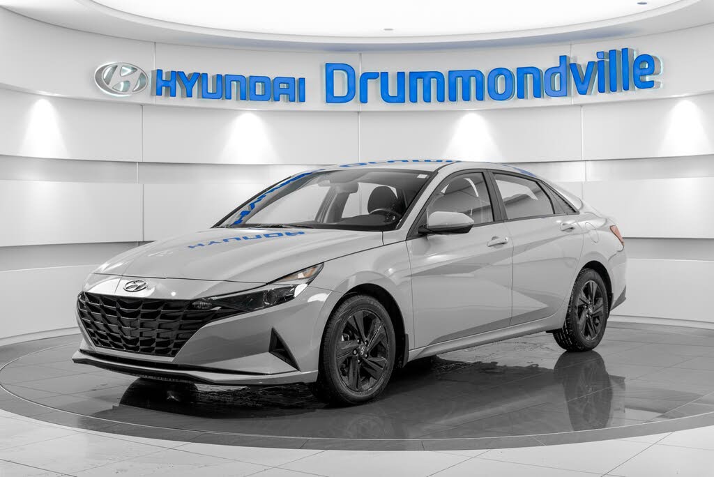 2023 Hyundai Elantra Preferred FWD