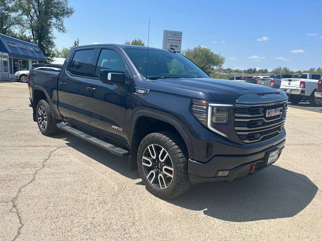 2022 GMC Sierra 1500 AT4 Crew Cab 4WD