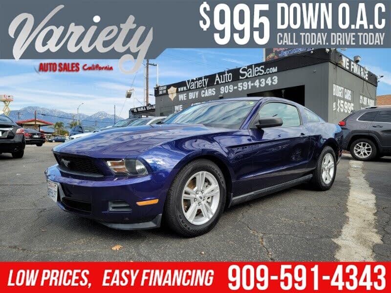 2012 Ford Mustang V6 Coupe RWD