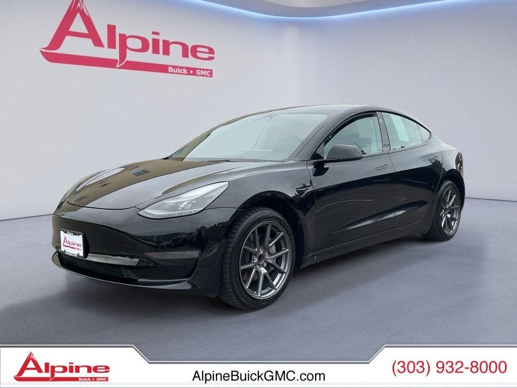 2022 Tesla Model 3 RWD