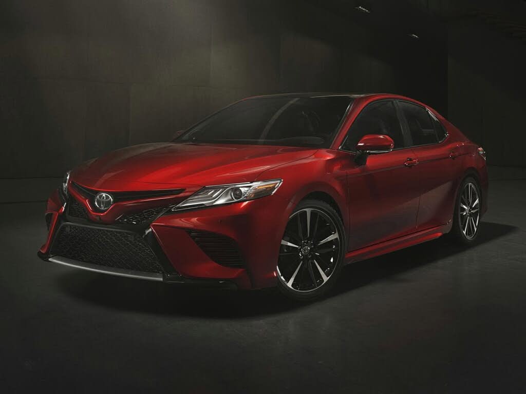 2020 Toyota Camry SE FWD