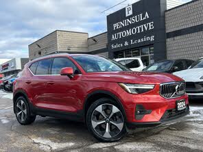 Volvo XC40 B5 Plus Bright Theme AWD