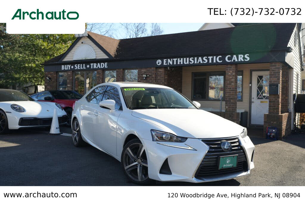2018 Lexus IS 300 AWD