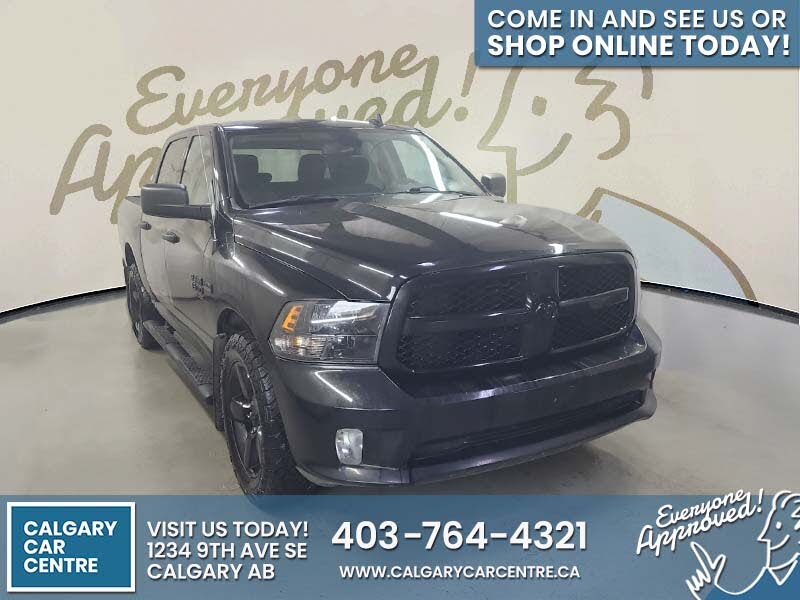 RAM 1500 Classic Express Crew Cab 4WD 2021