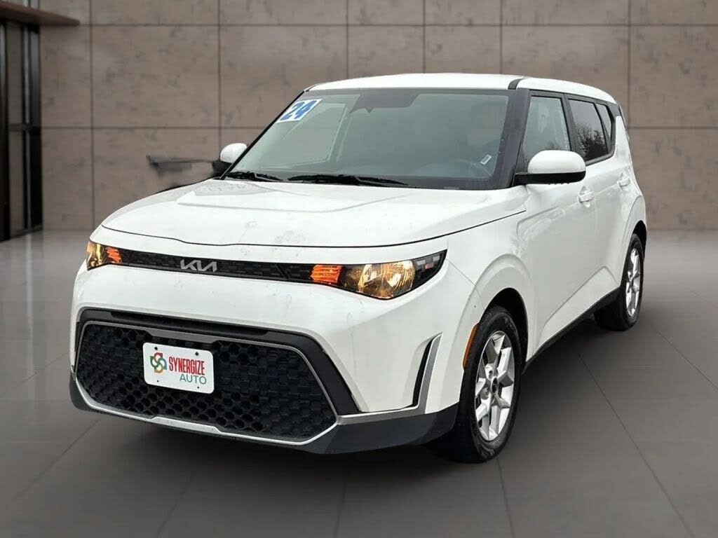 2024 Kia Soul LX FWD