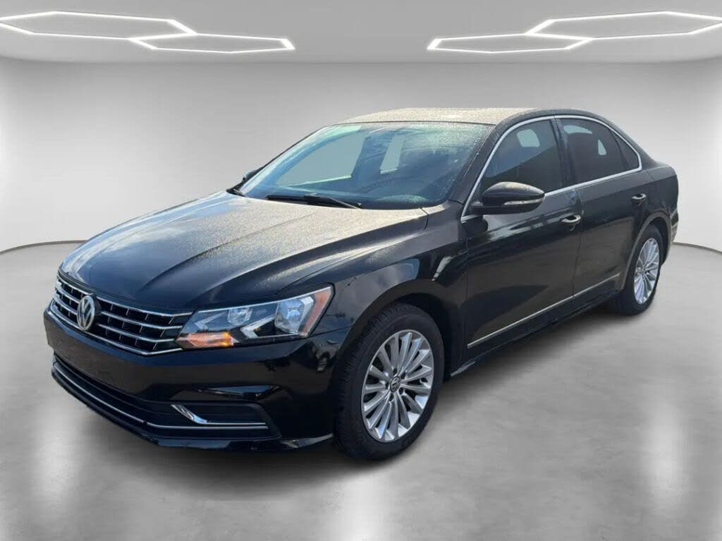 2016 Volkswagen Passat 1.8T SE