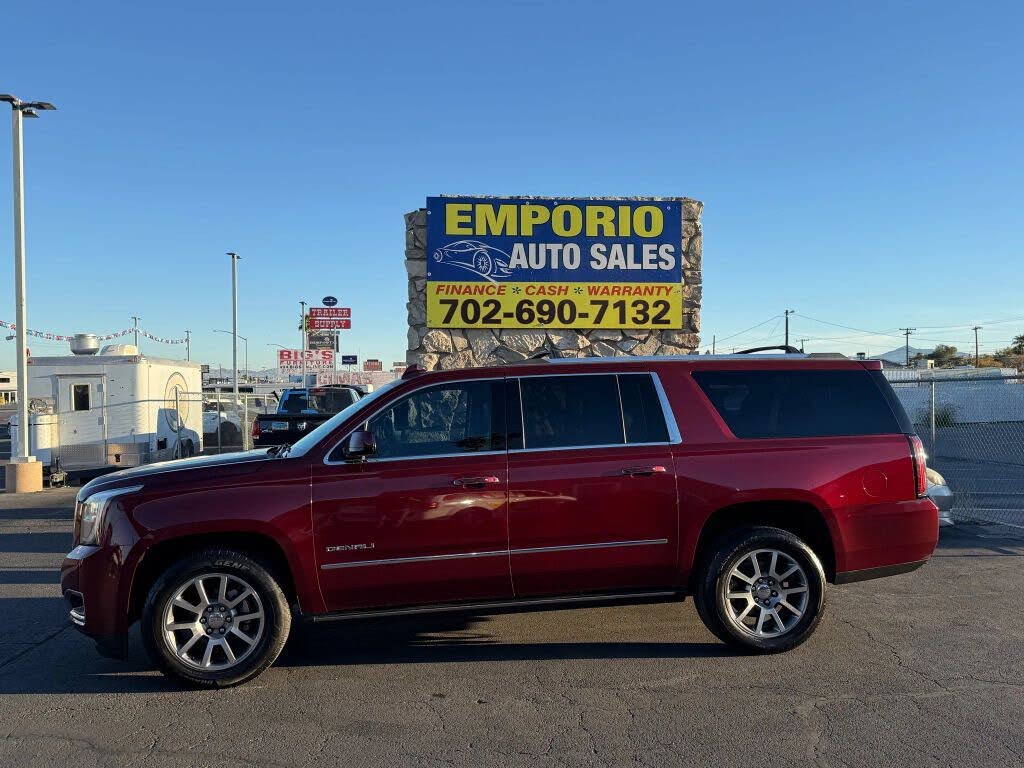 2017 GMC Yukon XL Denali 4WD