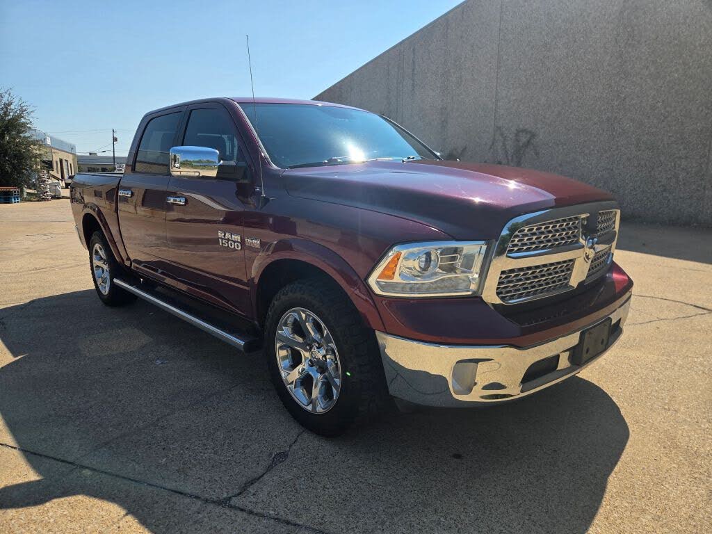 2017 RAM 1500 Laramie Crew Cab 4WD