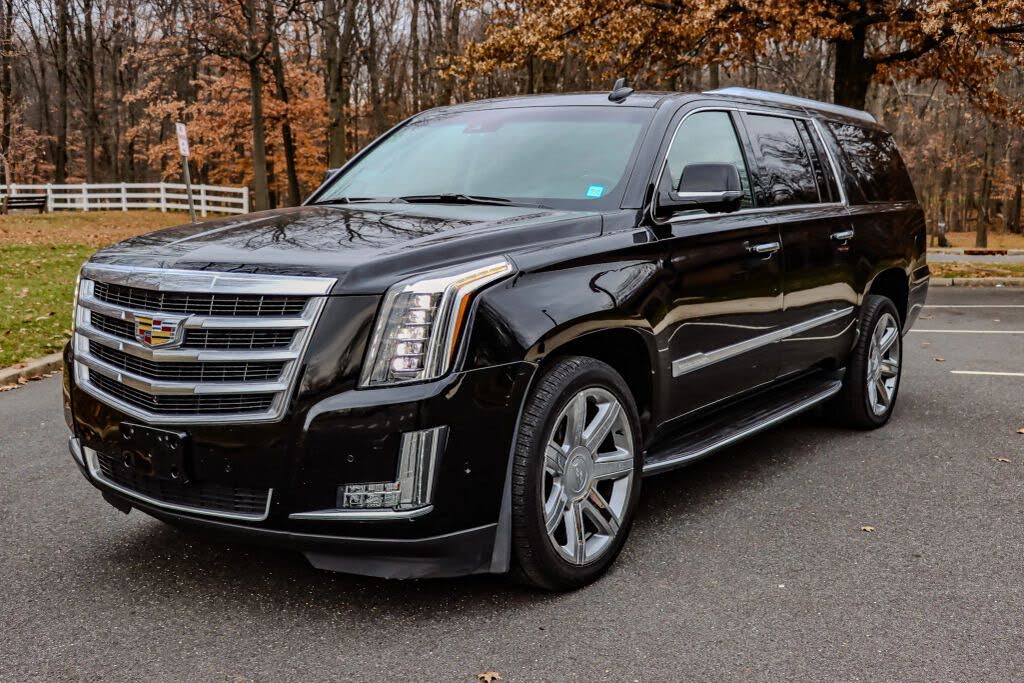 2018 Cadillac Escalade ESV Luxury 4WD