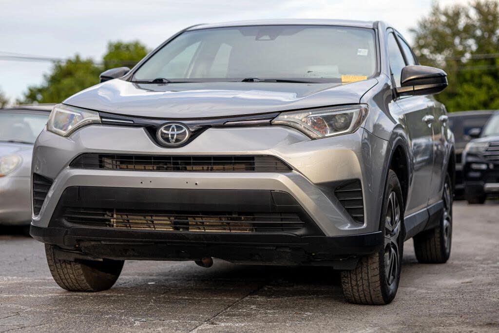 2018 Toyota RAV4 LE