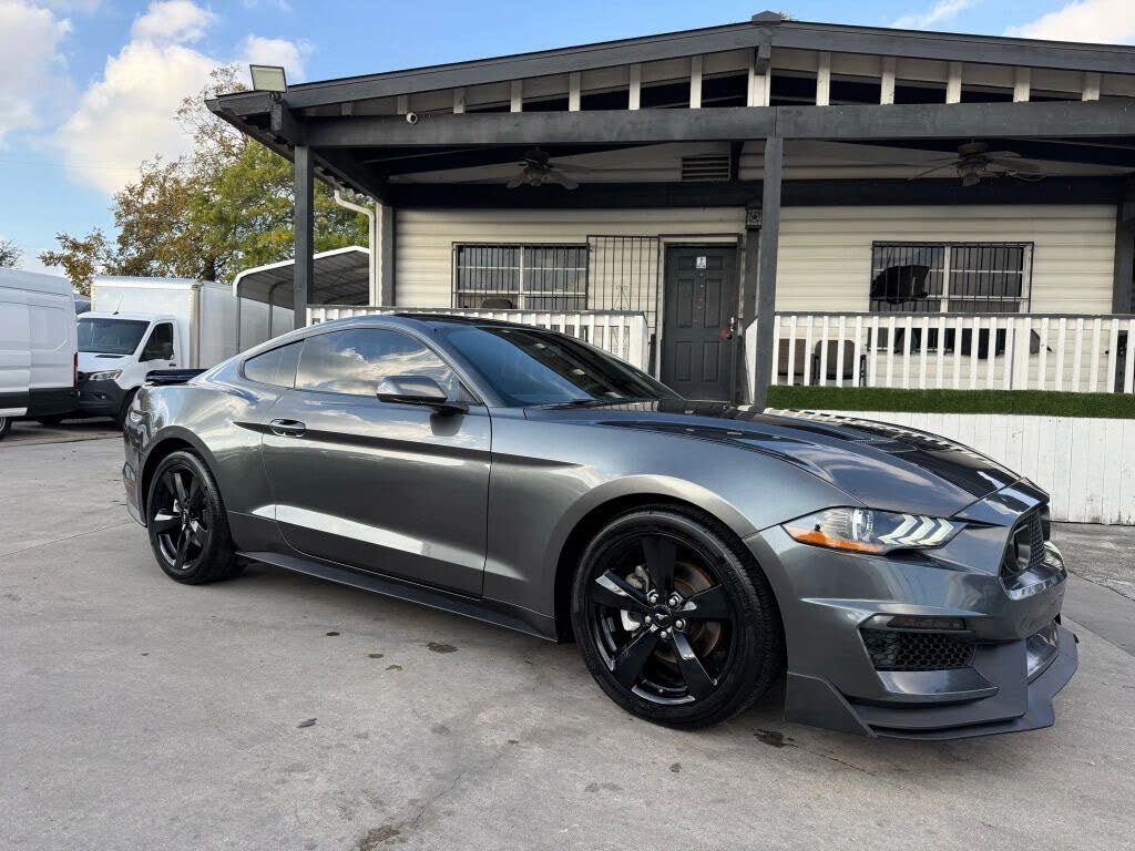 2019 Ford Mustang EcoBoost Coupe RWD