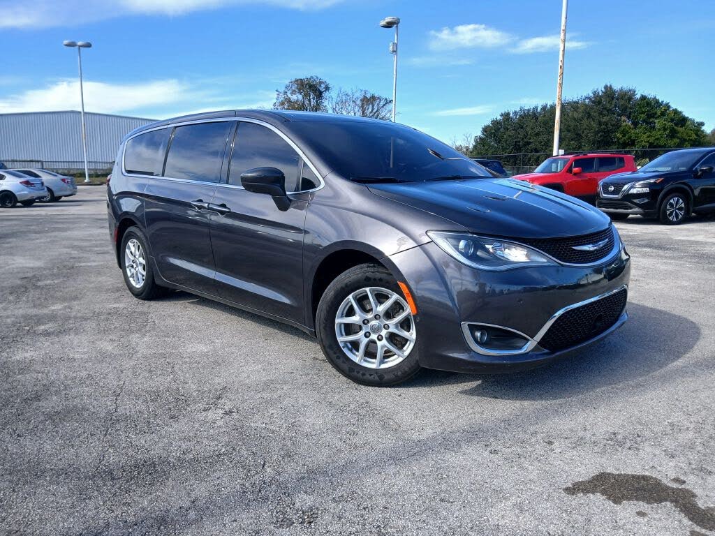 2020 Chrysler Pacifica Touring FWD