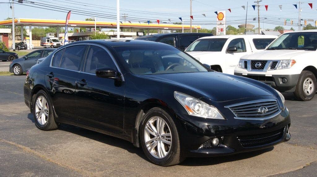 2012 INFINITI G25 RWD