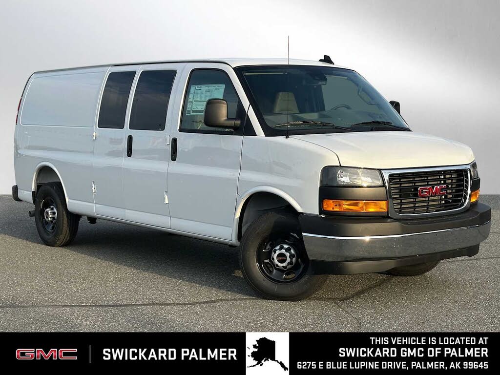 2025 GMC Savana Cargo 3500 RWD