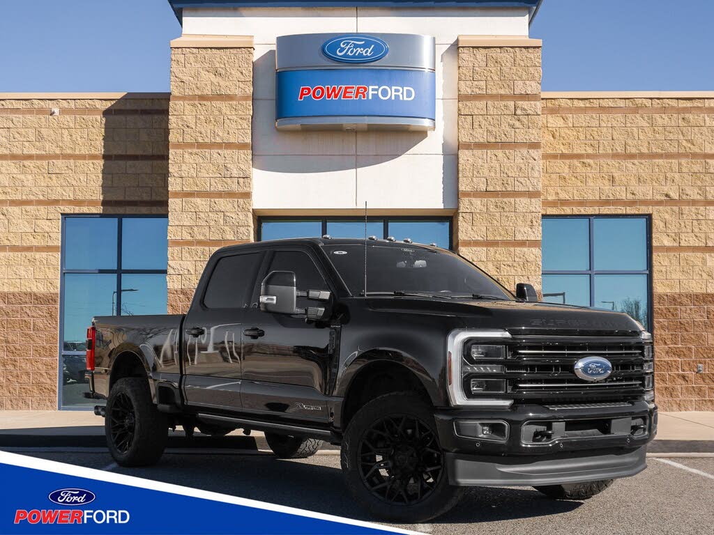 2025 Ford F-250 Super Duty Platinum Crew Cab 4WD