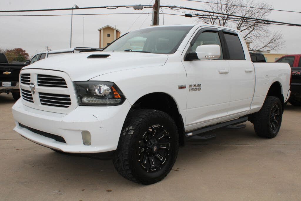 2016 RAM 1500 Sport Quad Cab 4WD