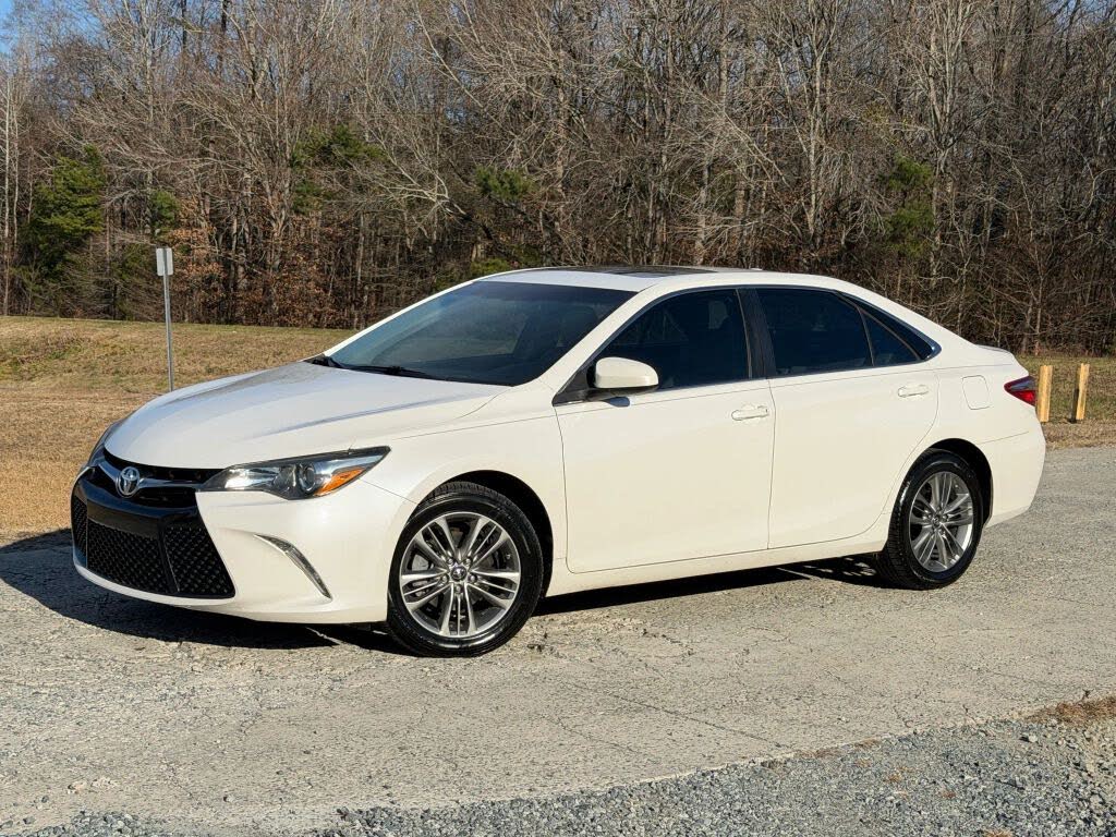 2017 Toyota Camry SE