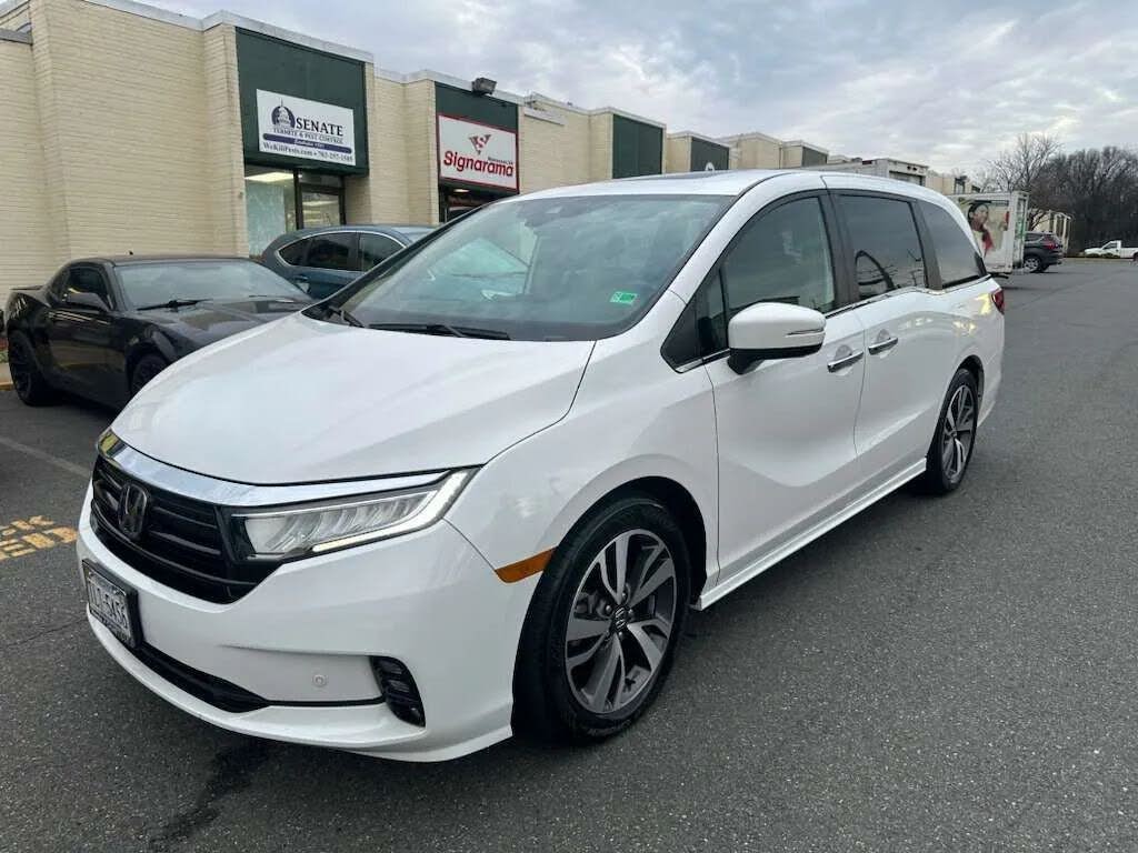 2024 Honda Odyssey Touring FWD