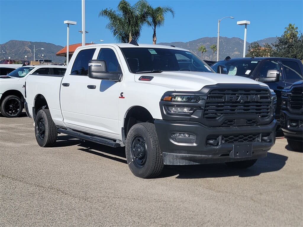 2026 RAM 2500 Tradesman Crew Cab 4WD