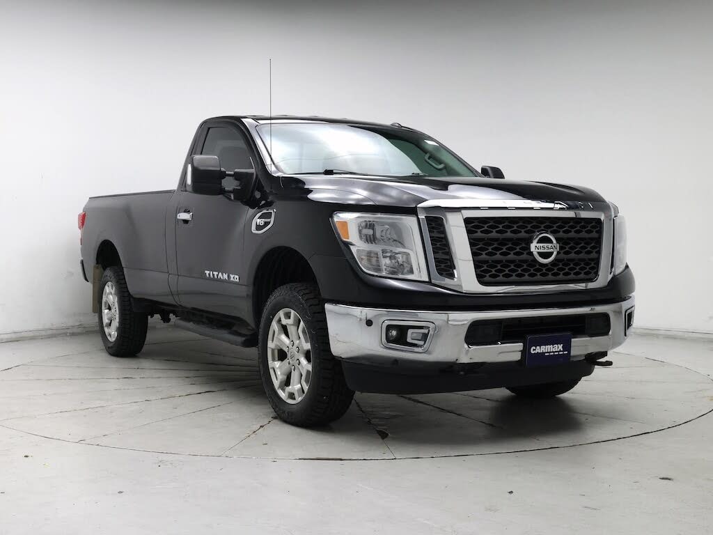 2017 Nissan Titan