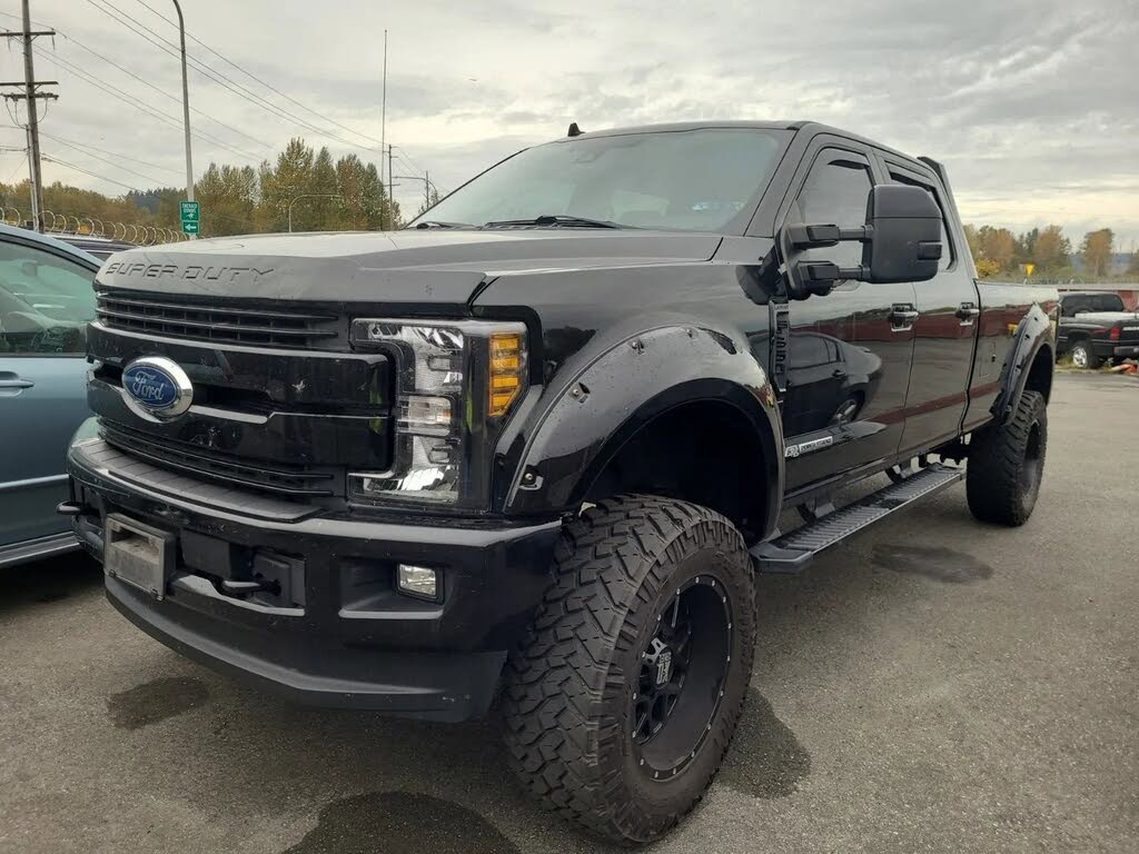 2019 Ford F-350 Super Duty Lariat Crew Cab 4WD