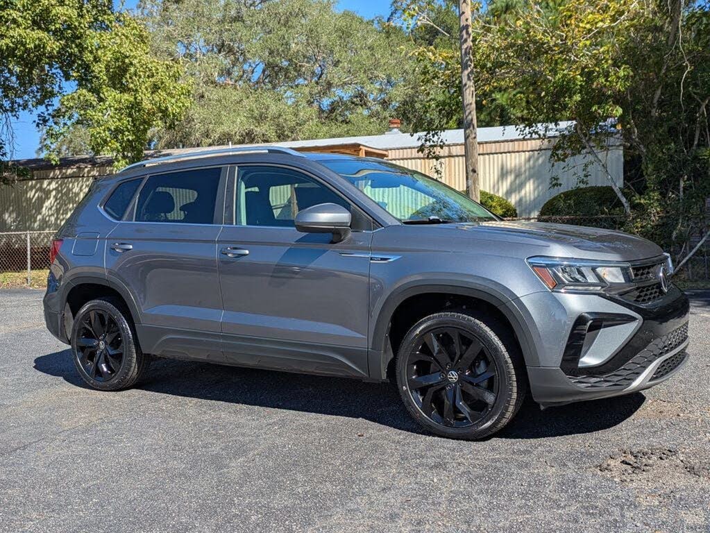 2022 Volkswagen Taos SE FWD