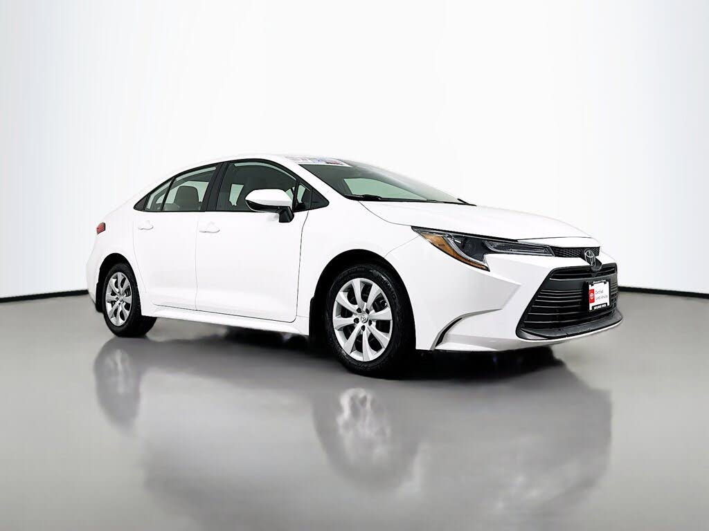 2024 Toyota Corolla LE FWD