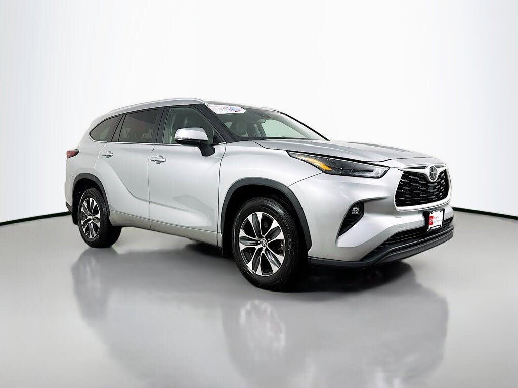 2024 Toyota Highlander XLE AWD