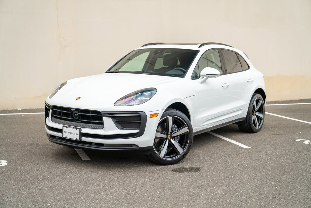 2025 Porsche Macan