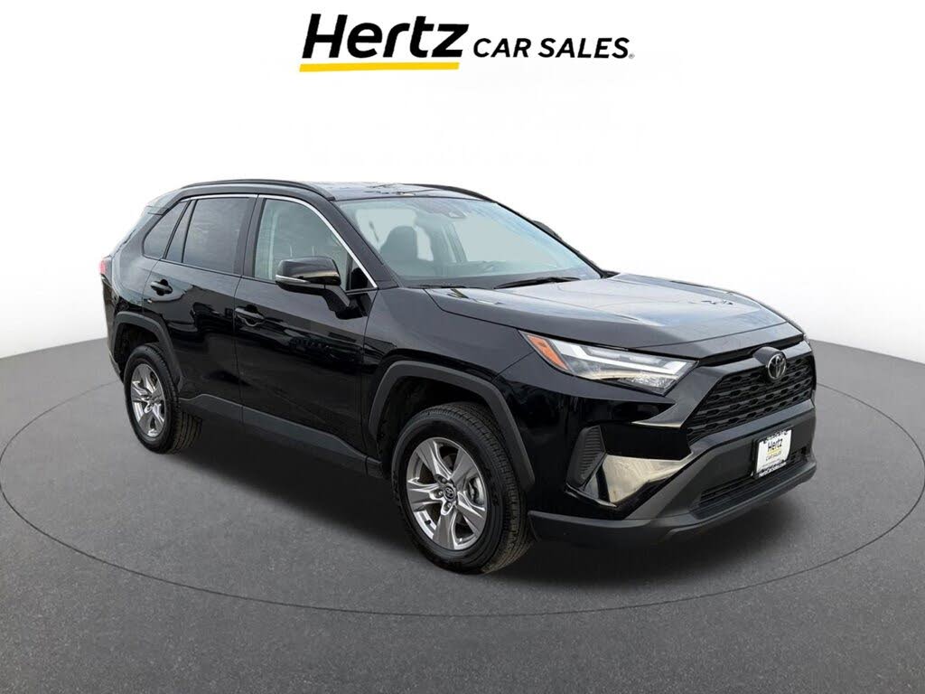 2025 Toyota RAV4 XLE FWD