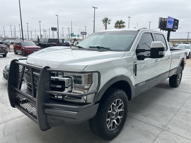 2022 Ford F-350 Super Duty Lariat Crew Cab 4WD