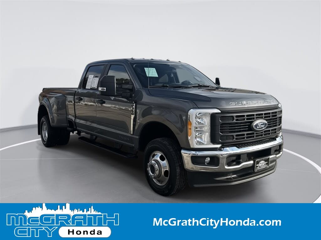 2023 Ford F-350 Super Duty XL Crew Cab LB DRW 4WD