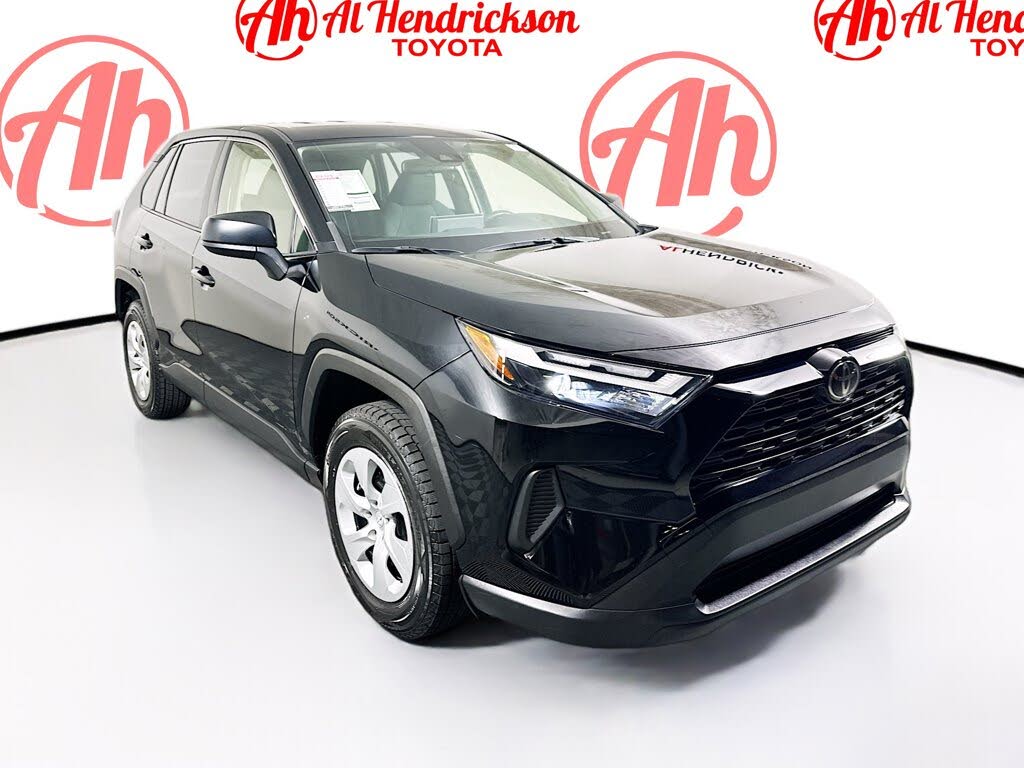 2023 Toyota RAV4 LE FWD