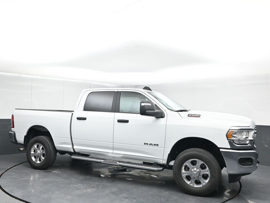2024 RAM 2500 Big Horn Crew Cab 4WD