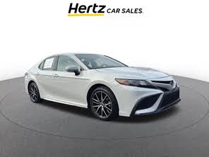 Toyota Camry SE FWD