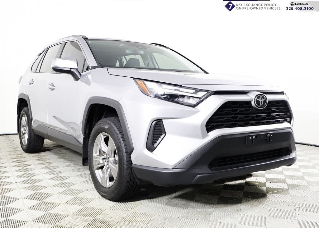 2024 Toyota RAV4 XLE FWD
