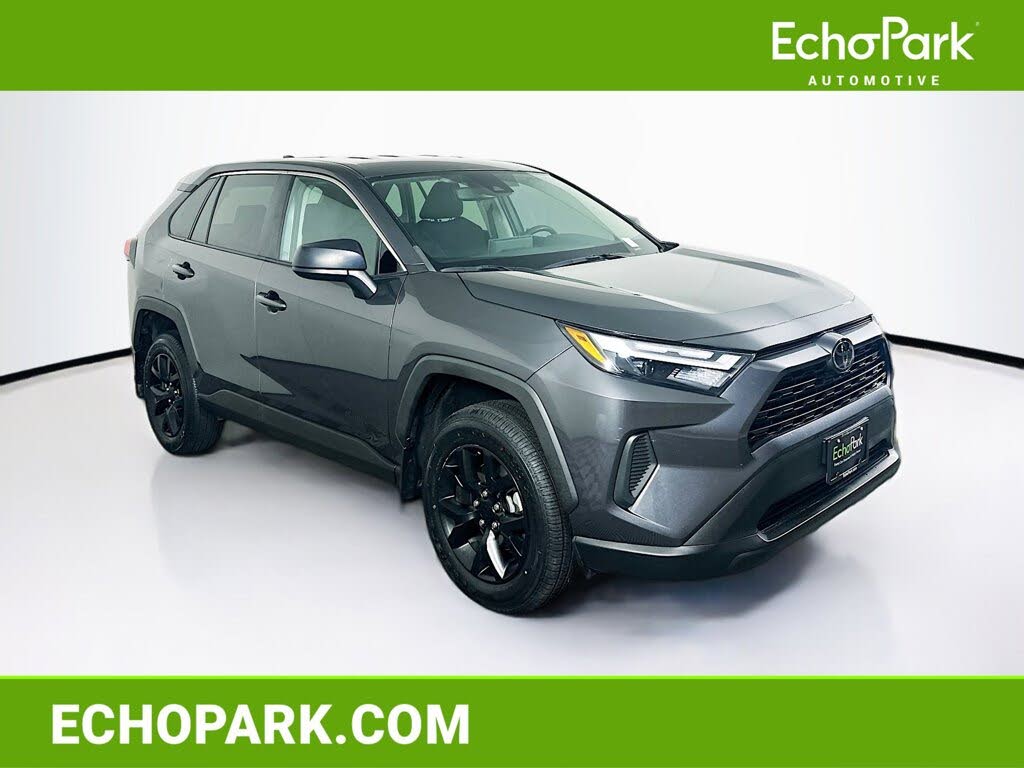 2024 Toyota RAV4 LE FWD
