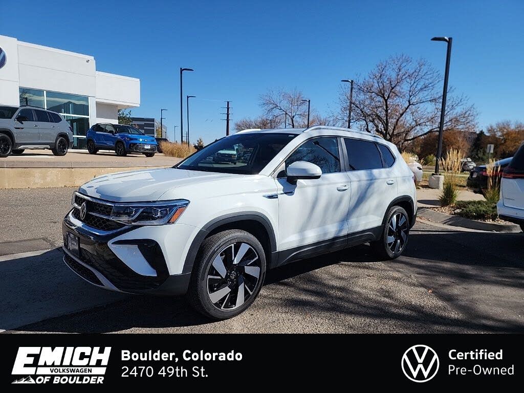 2024 Volkswagen Taos SEL 4Motion