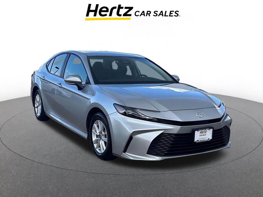 2025 Toyota Camry LE FWD