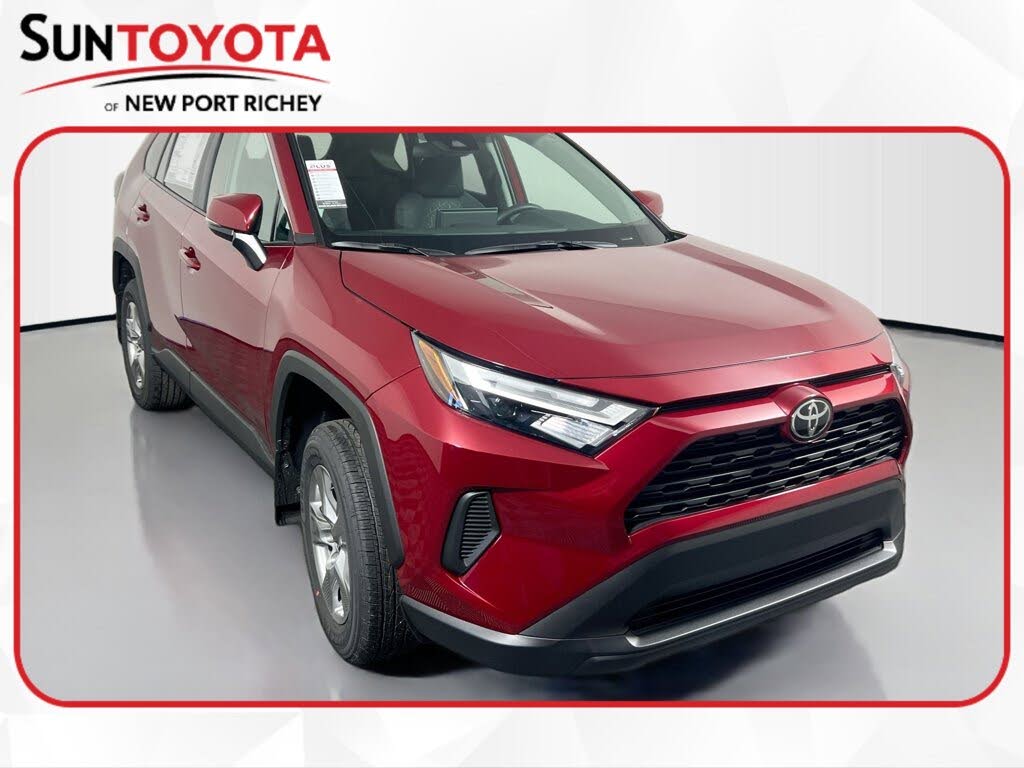 2025 Toyota RAV4 XLE FWD