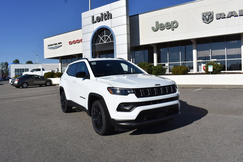 2026 Jeep Compass Latitude Altitude 4WD