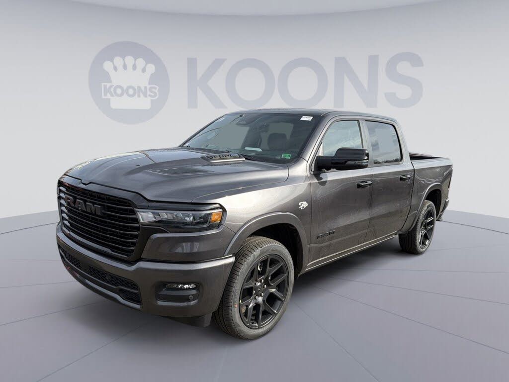 2026 RAM 1500 Laramie Crew Cab 4WD